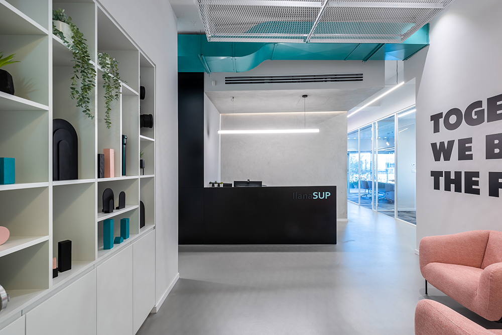 נהר תאורה מובילים בפרופילי תאורה