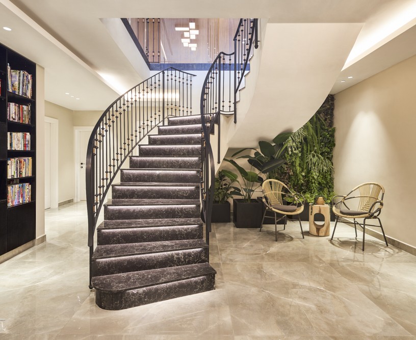 נהר תאורה מובילים בפרופילי תאורה