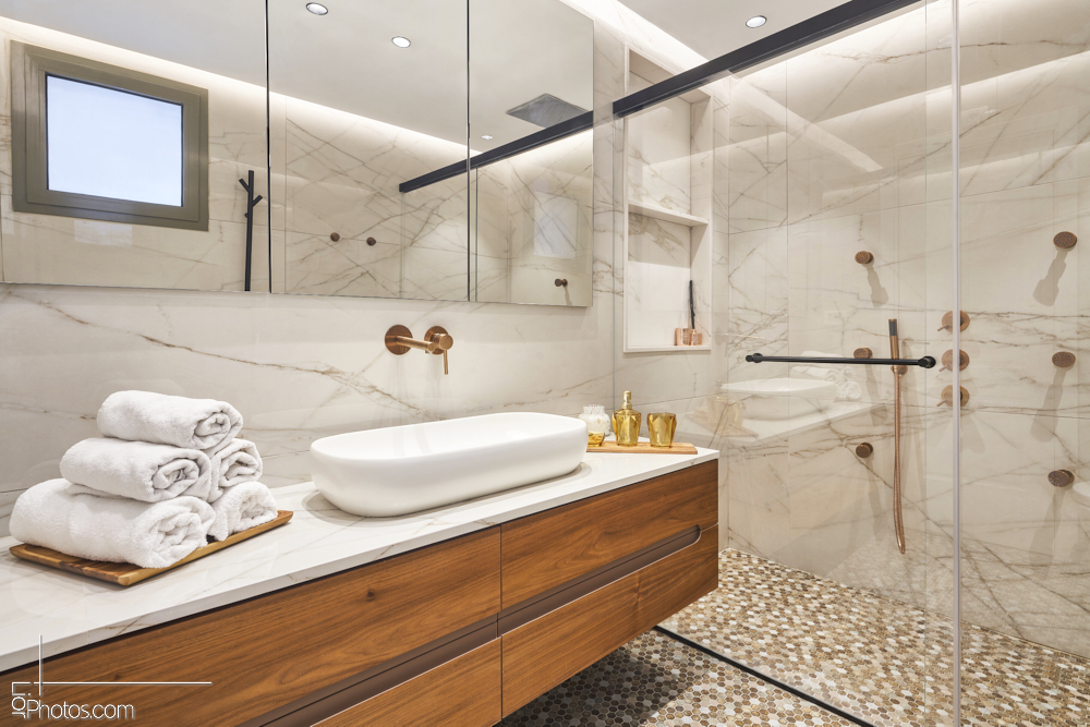 נהר תאורה מובילים בפרופילי תאורה